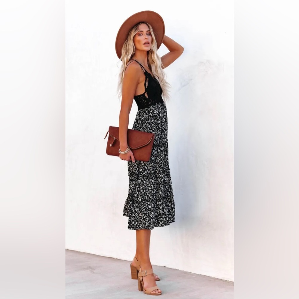Vici Let It Be Tiered Floral Lace Midi Dress - Picture 4 of 10